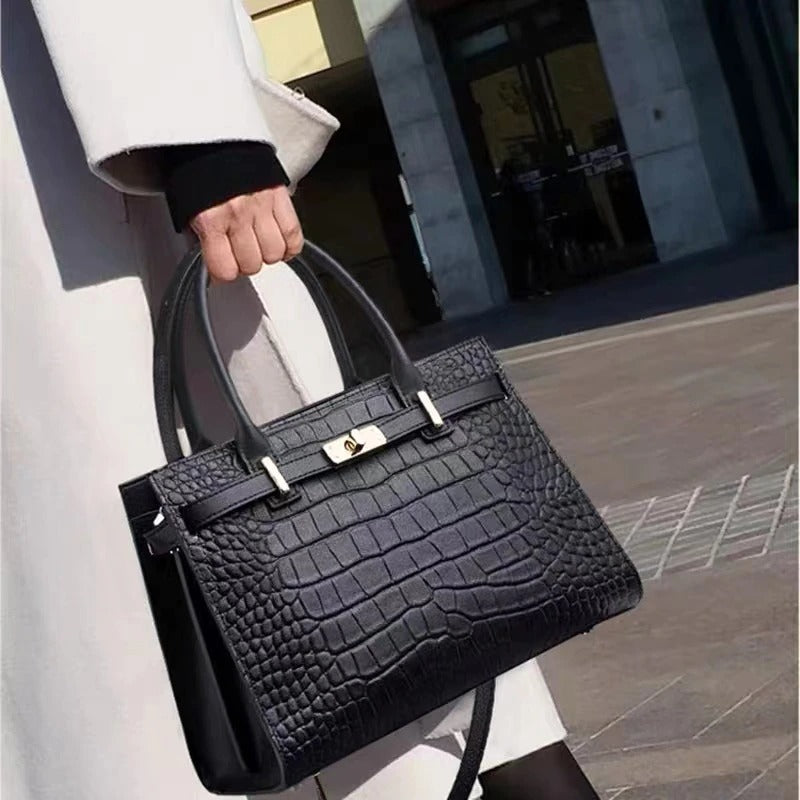 670 Women's Quality Hot Fashion Business Handbag Genuine Leather